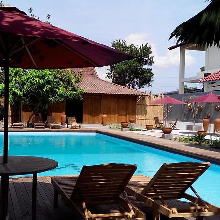 Cantya Hotel Γιογκιακάρτα Εξωτερικό φωτογραφία
